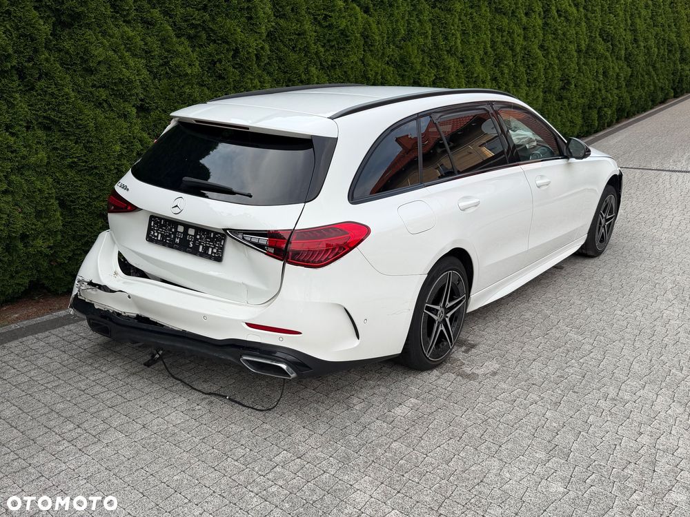 Mercedes-Benz Klasa C 300 4Matic 9G-TRONIC AMG Line - 3