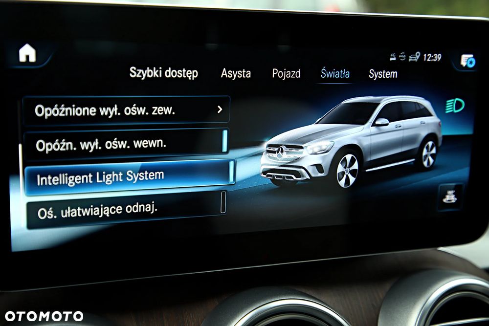 Mercedes-Benz GLC - 34