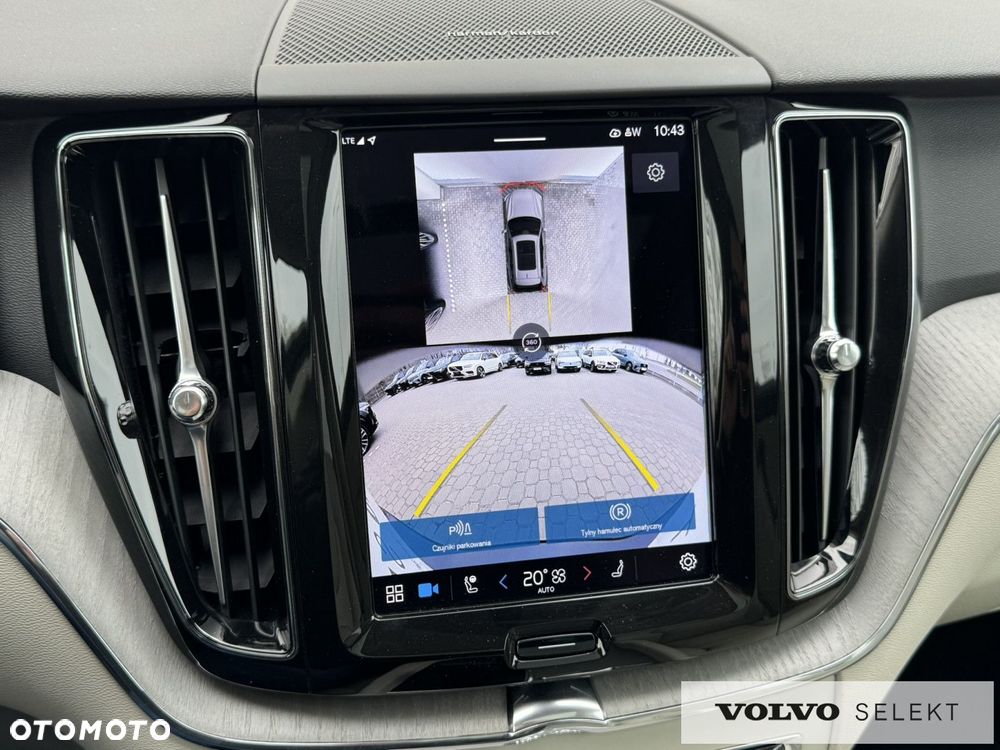 Volvo XC 60 T6 Plug-In Hybrid AWD Plus Dark - 22