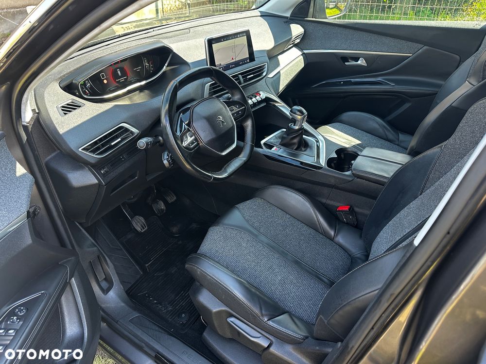 Peugeot 5008 PureTech 130 Stop & Start Active Business-Paket - 13