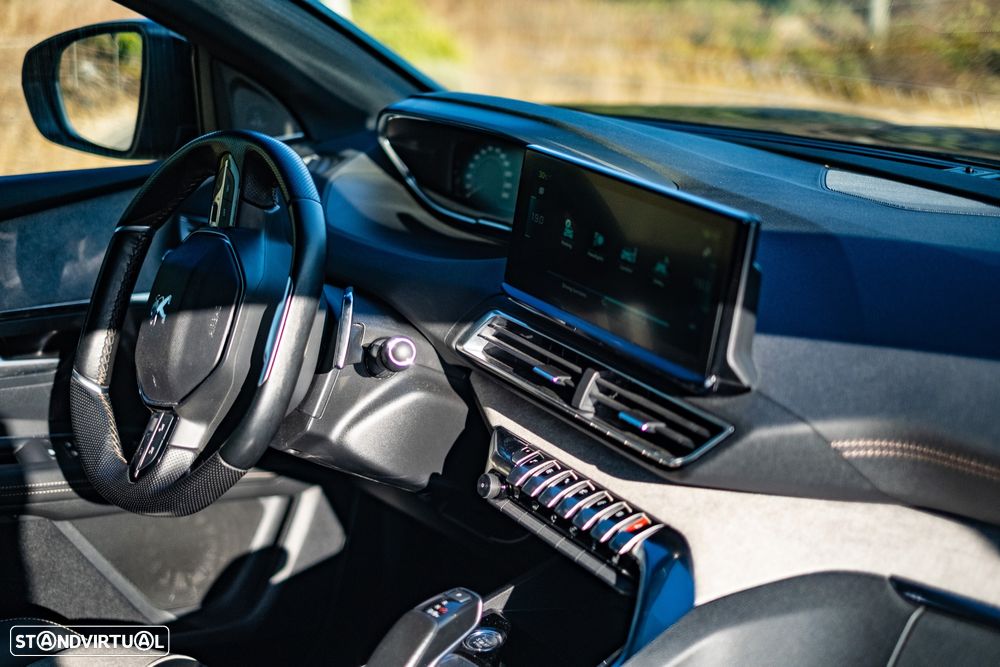 Peugeot 3008 1.6 Hybrid4 GT Pack e-EAT8 - 23