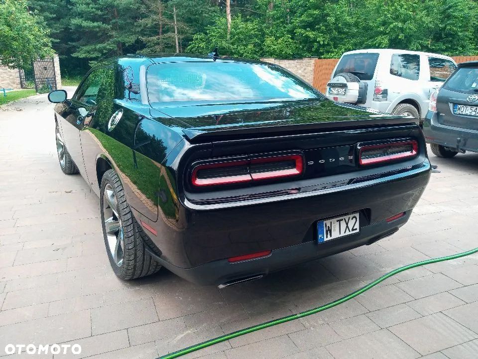 Dodge Challenger 5.7 R/T - 12