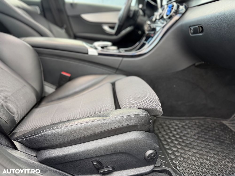 Mercedes-Benz C 250 (BlueTEC) d 4Matic 7G-TRONIC Avantgarde - 18