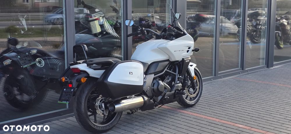 Honda CTX - 6