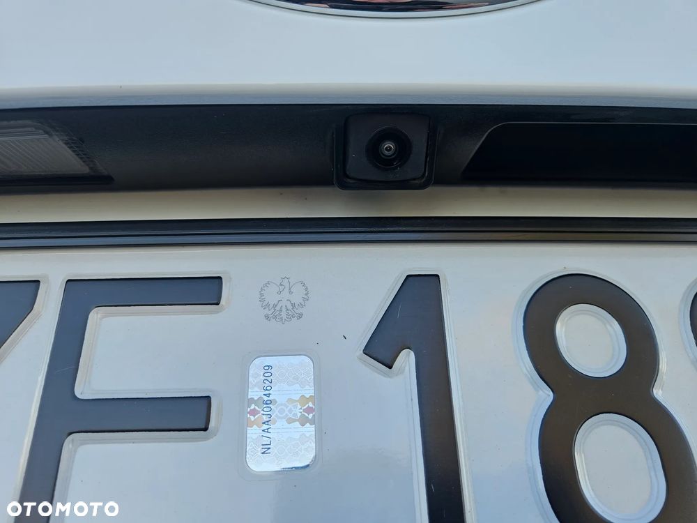 Kia Ceed 1.6 CRDi 136 ISG Dream-Team Edition - 20
