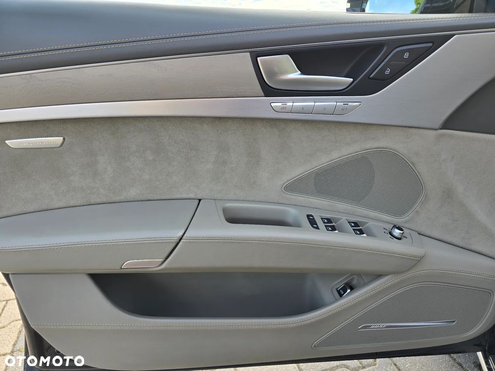 Audi A8 4.2 TDI clean diesel L Quattro - 12