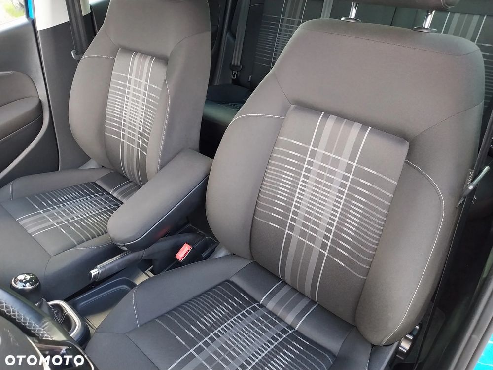 Volkswagen Polo 1.2 TSI Blue Motion Technology Lounge - 16