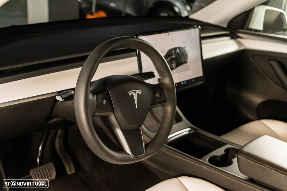 Tesla Model Y Tração Traseira - 15