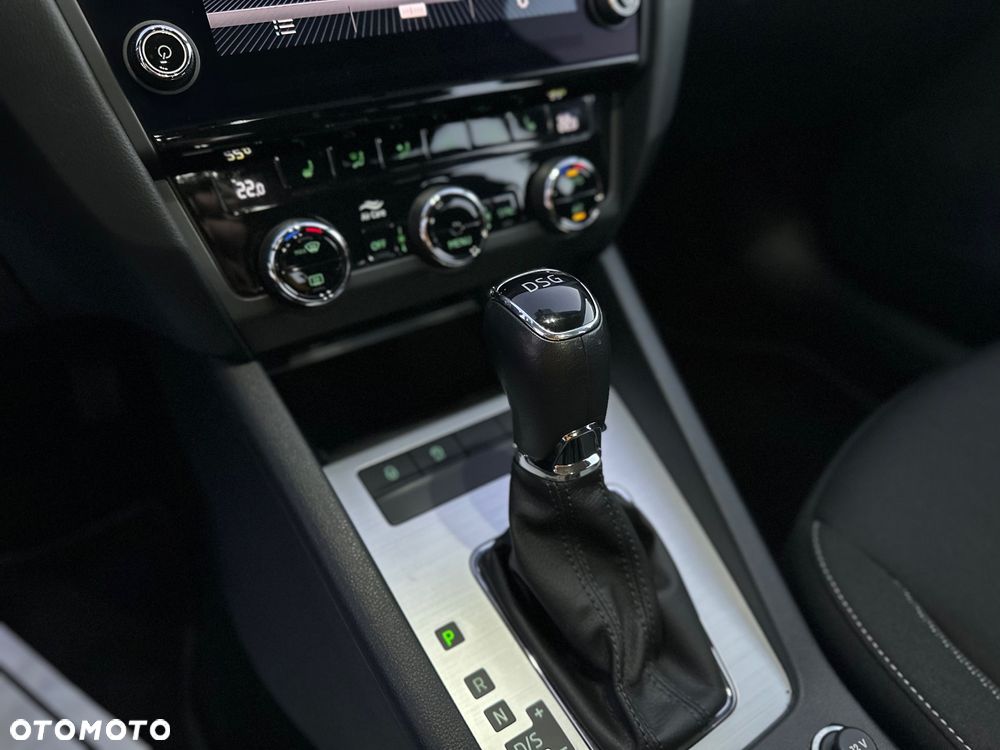 Skoda Octavia 1.5 TSI ACT DSG Style - 19