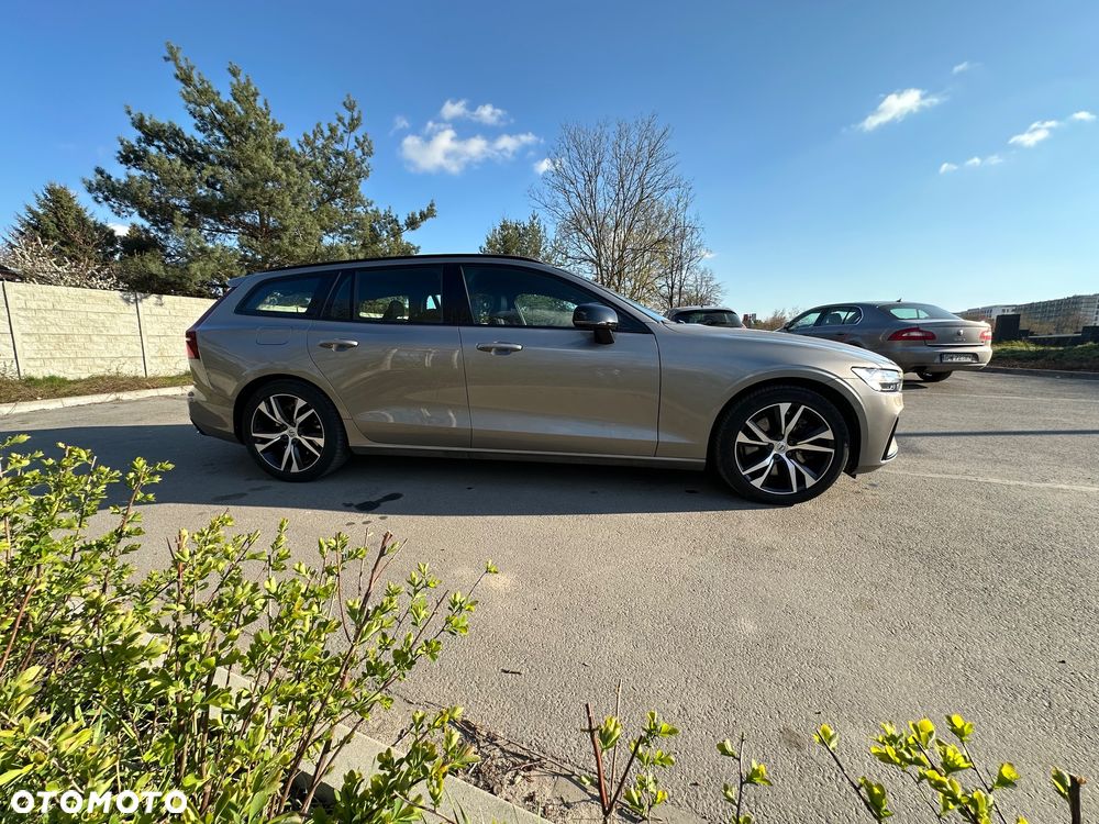 Volvo V60 T8 AWD Plug-In Hybrid Inscription - 3
