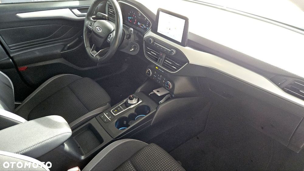 Ford Focus - 8