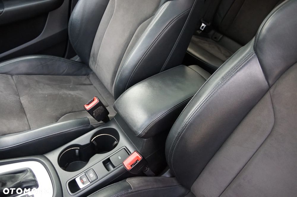 Audi Q3 - 24