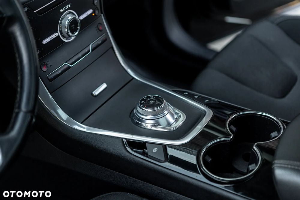 Ford S-Max - 29