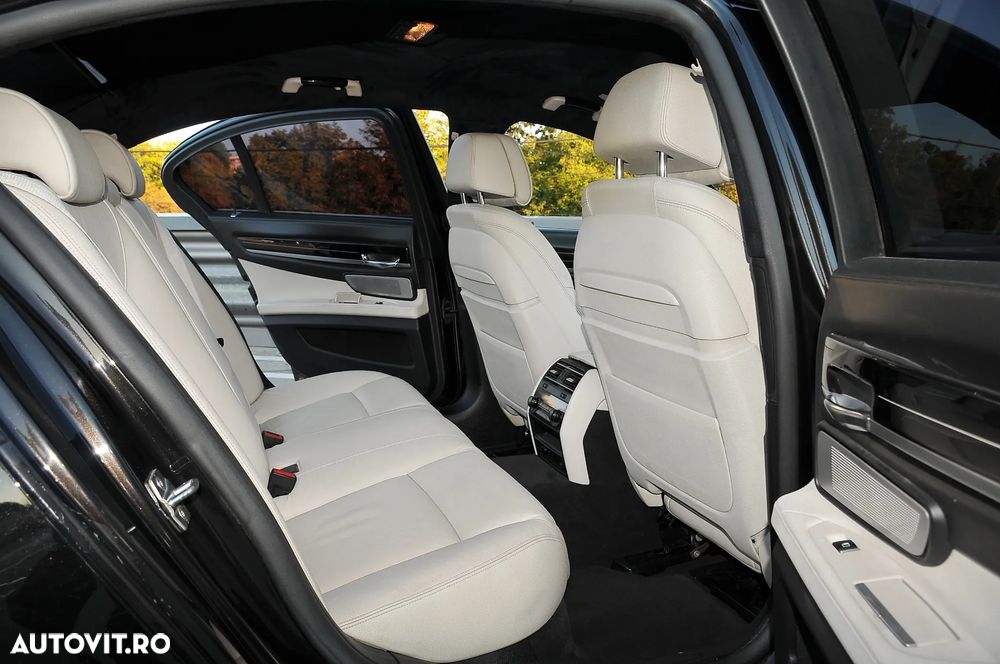 BMW Seria 7 740d xDrive - 5
