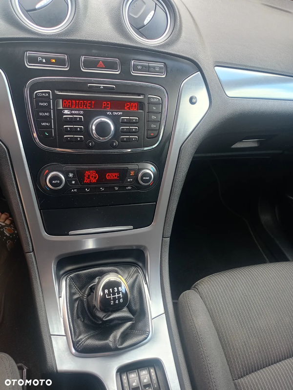 Ford Mondeo 2.0 TDCi Platinium X Plus (Titanium)