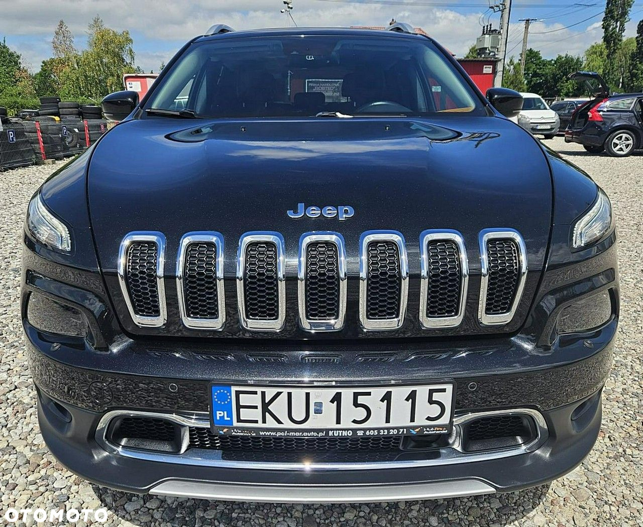Jeep Cherokee - 33