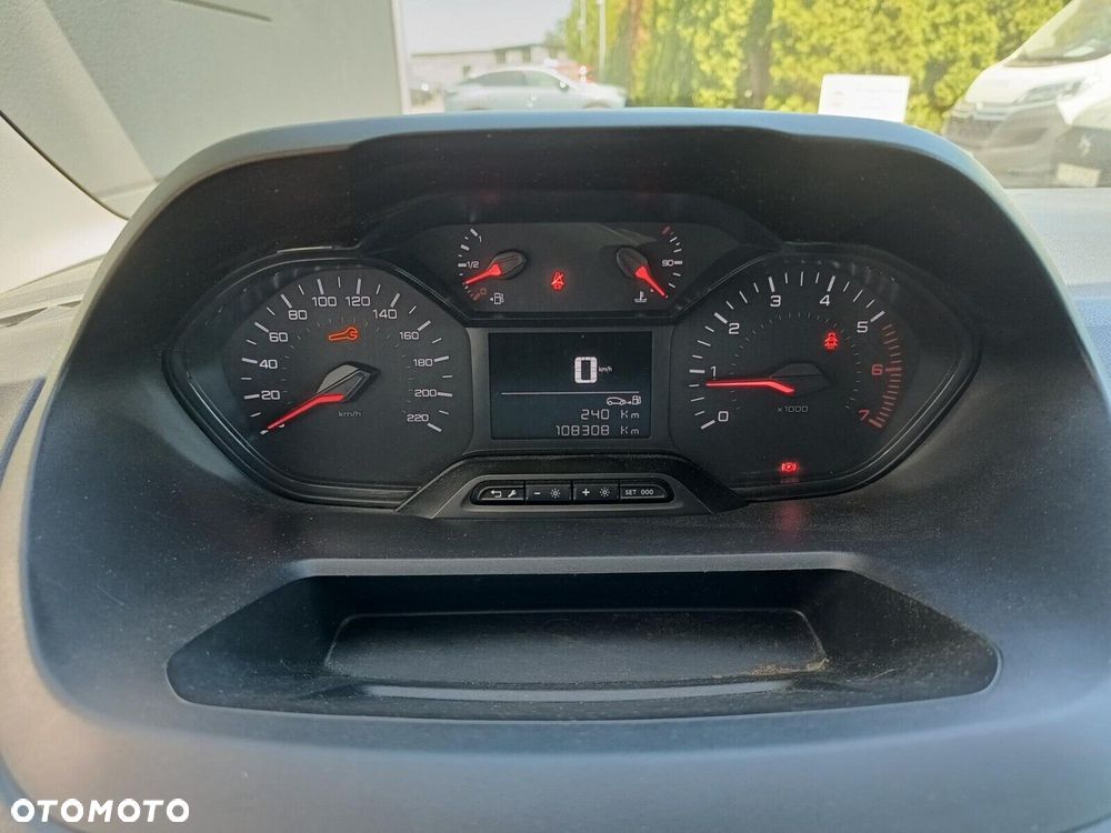 Peugeot partner Active - 17