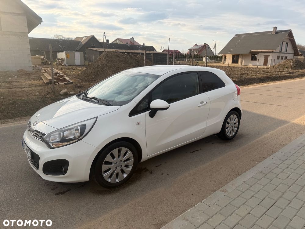 Kia Rio 1.2 Dream Team Edition - 9