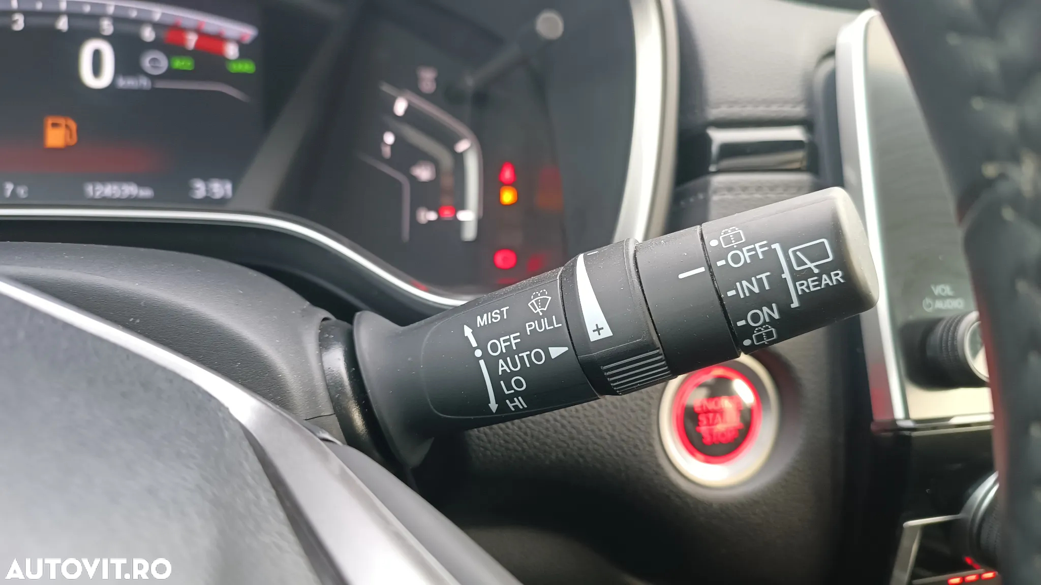 Honda CR-V 1.5 VTEC Turbo 4WD CVT Executive - 27