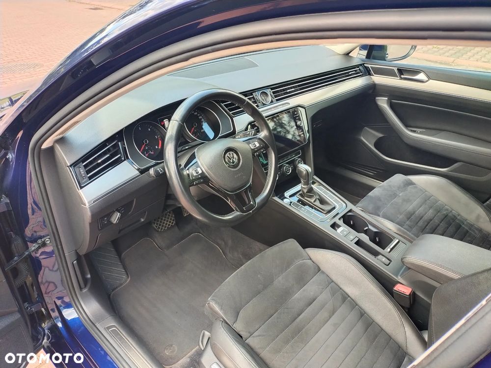 Volkswagen Passat 2.0 TDI (BlueMotion Technology) DSG Highline - 2
