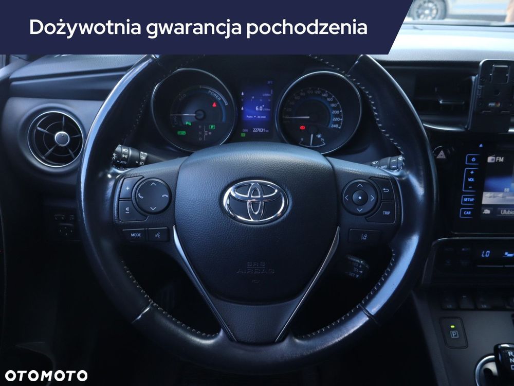 Toyota Auris - 25