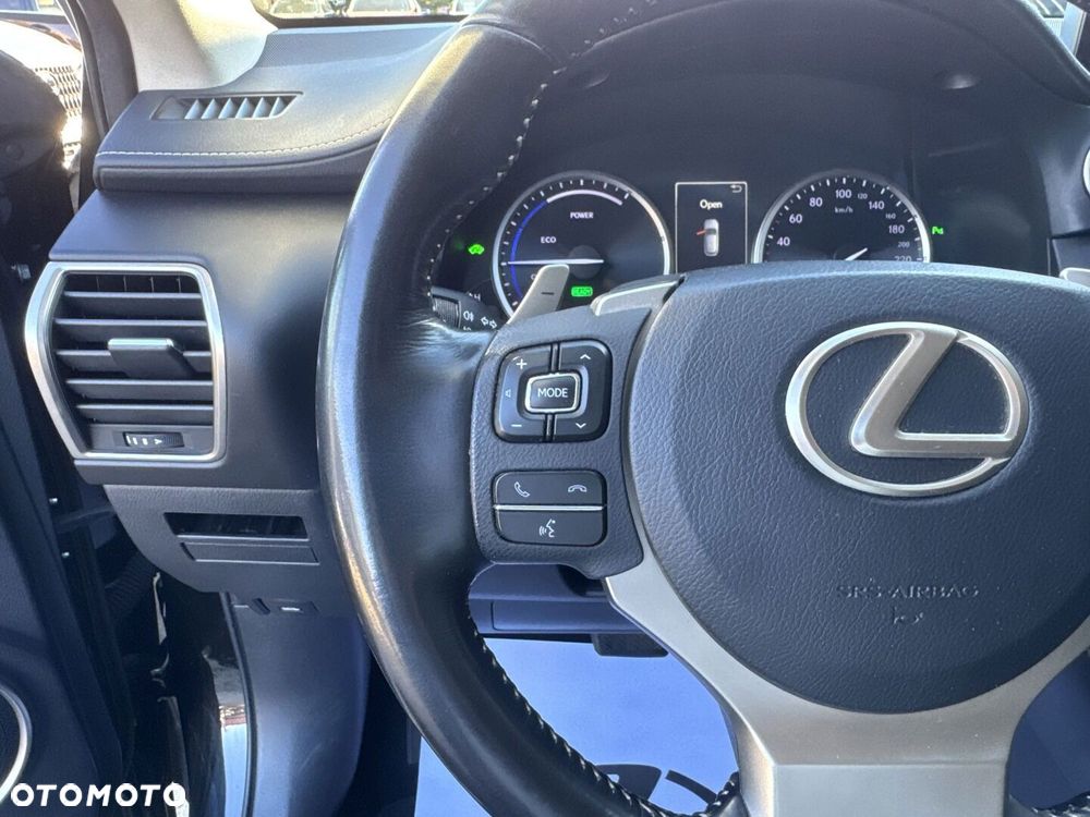 Lexus NX 300h Comfort AWD - 17