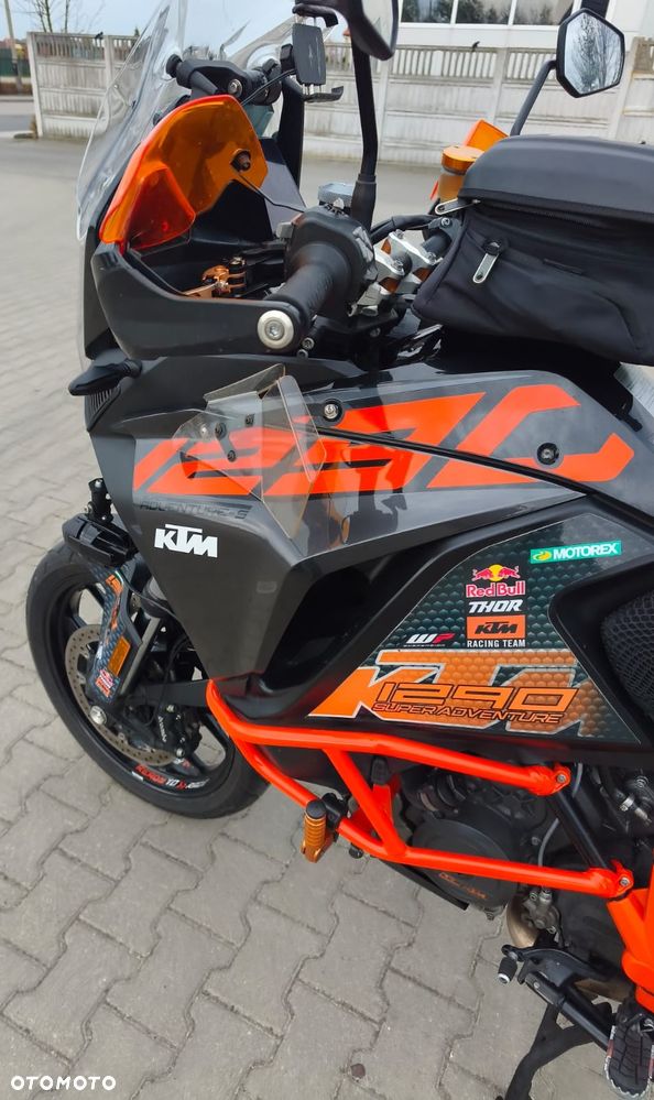 KTM Adventure - 9