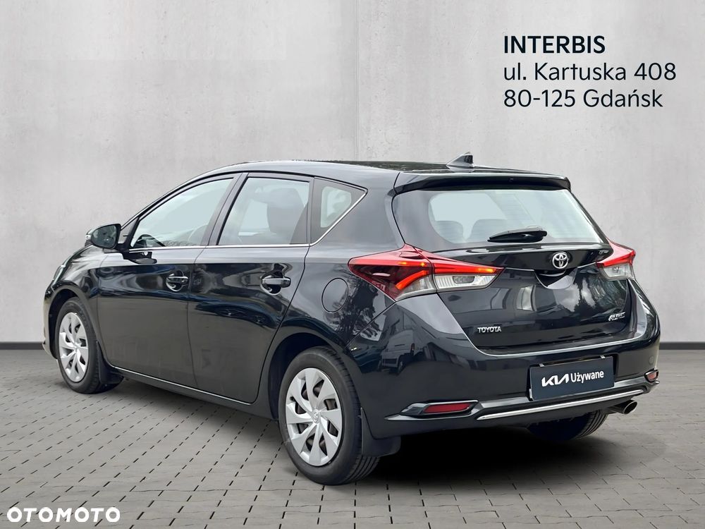 Toyota Auris 1.6 D-4D Premium - 3