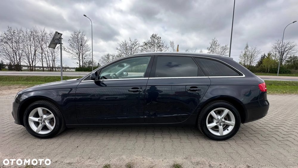 Audi A4 Avant 2.0 TDI DPF clean diesel Attraction - 8
