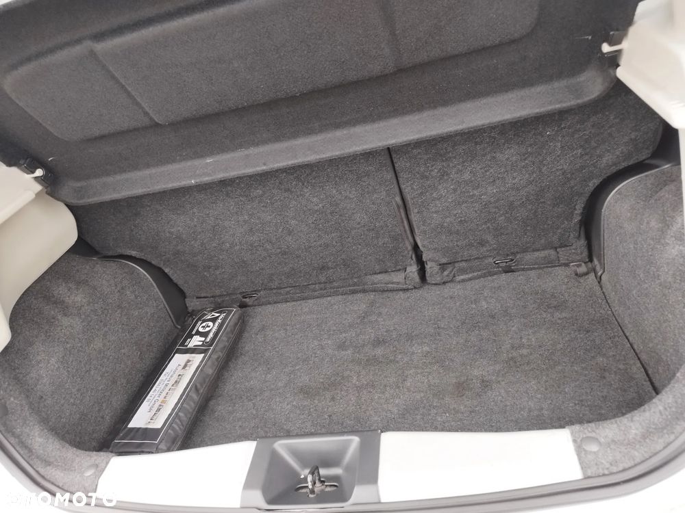 Nissan Micra - 26