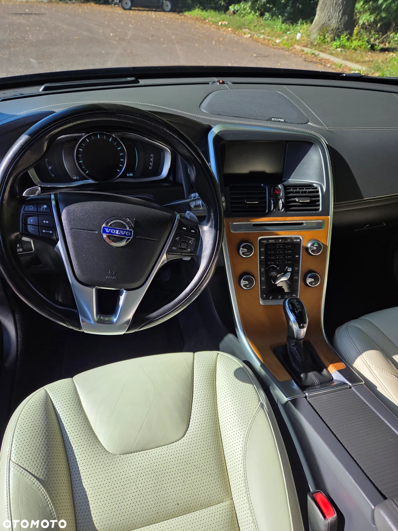 Volvo XC 60 - 8