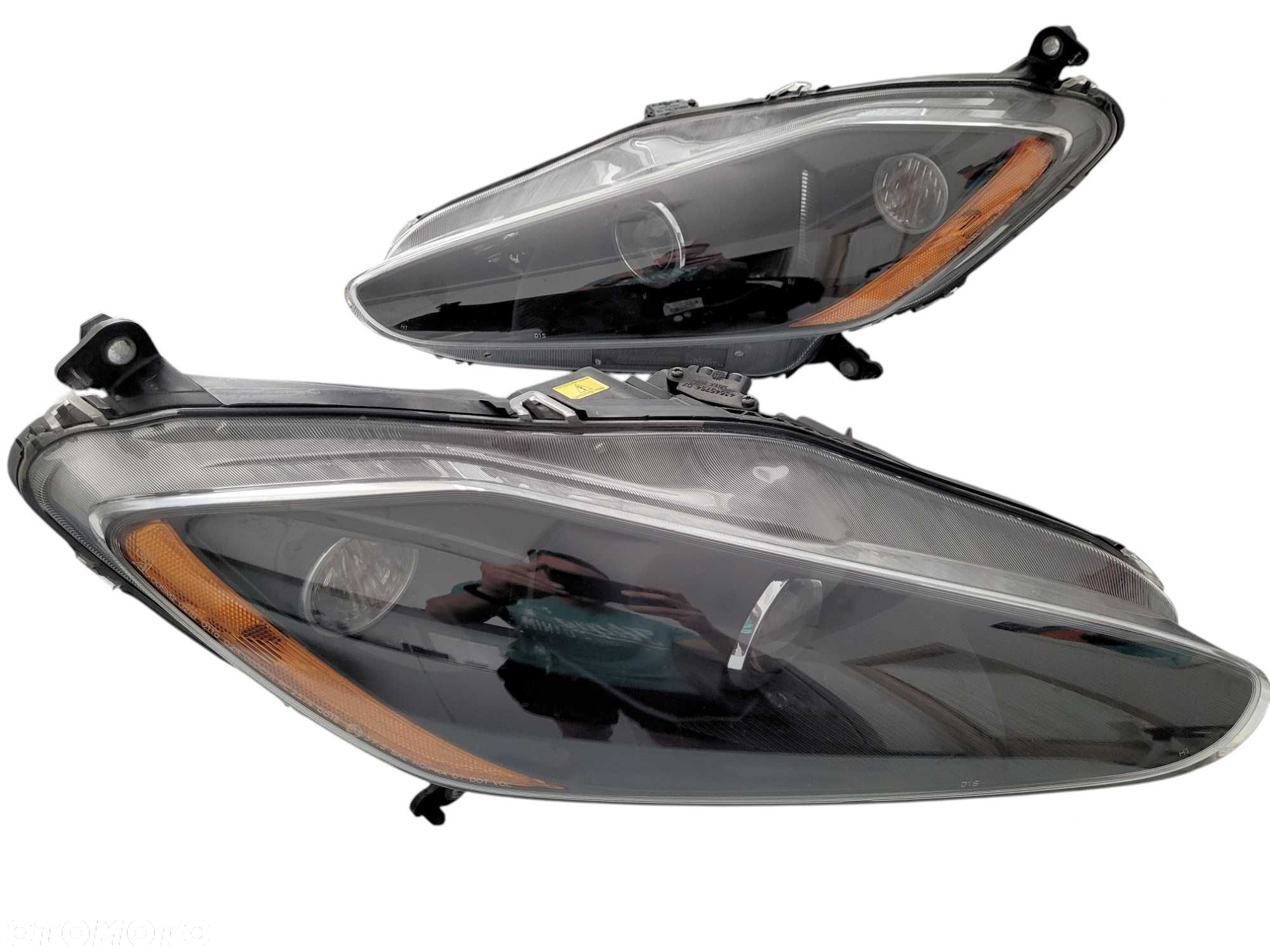 Maserati Granturimo Grancabrio - lampy lampa przednia przód LEWA PRAWA - 1
