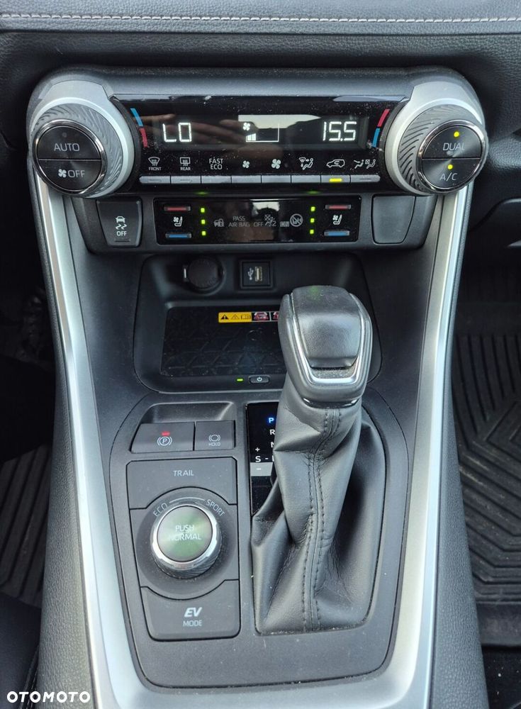 Toyota RAV4 2.5 Hybrid Executive 4x4 - 19