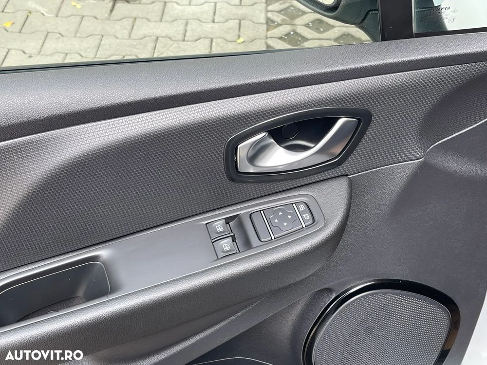 Renault Clio Grandtour Energy dCi 90 Business - 26