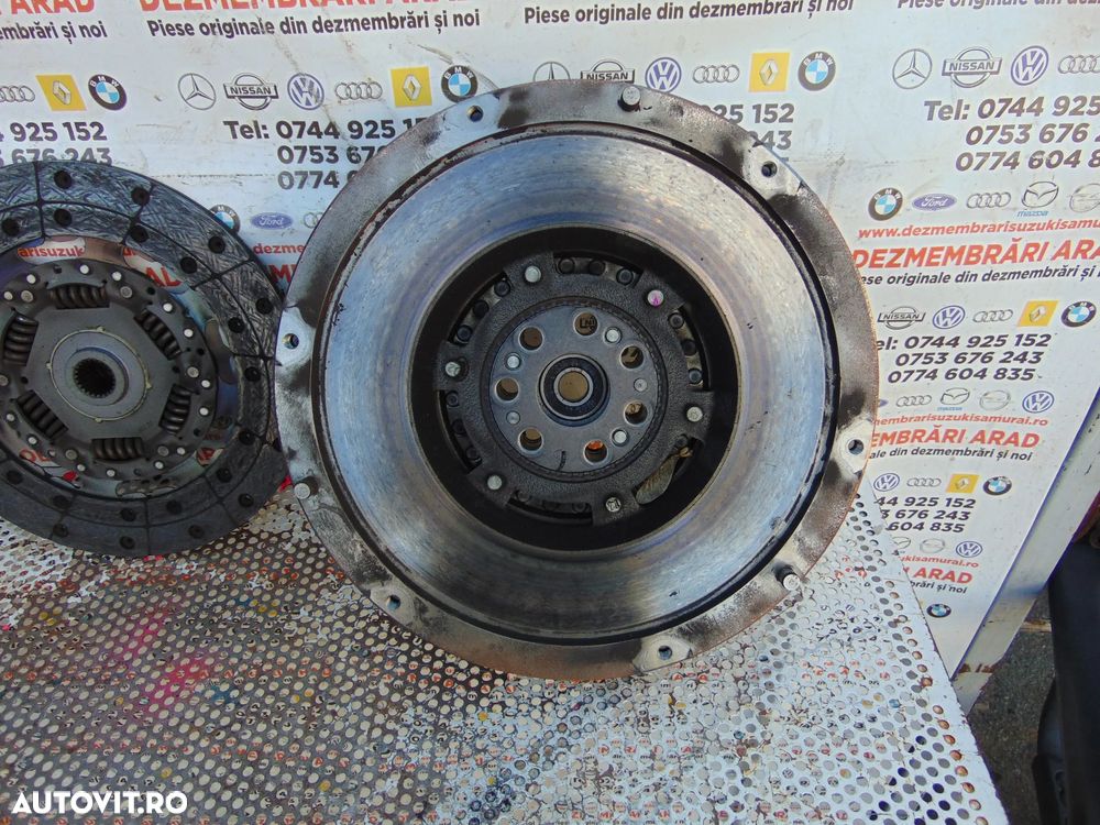 Volanta Mitsubishi L200 euro 6 2.2 2.4 4n14 placa presiune disc ambreiaj l200 euro 6 - 2