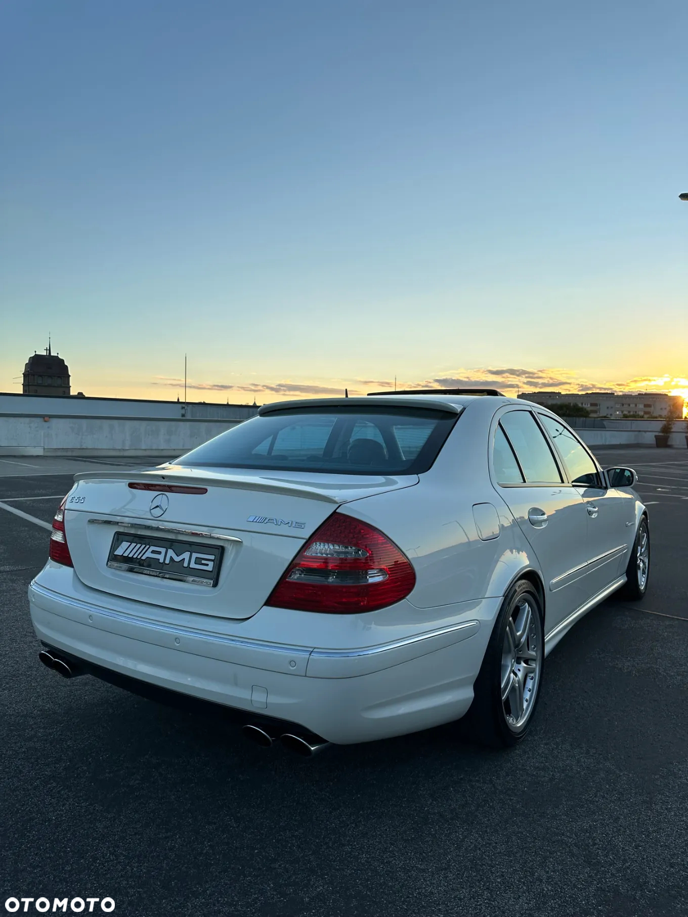 Mercedes-Benz Klasa E 55 AMG - 3