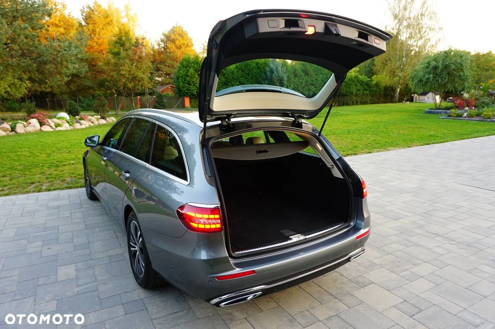 Mercedes-Benz Klasa E 220 d Avantgarde - 18