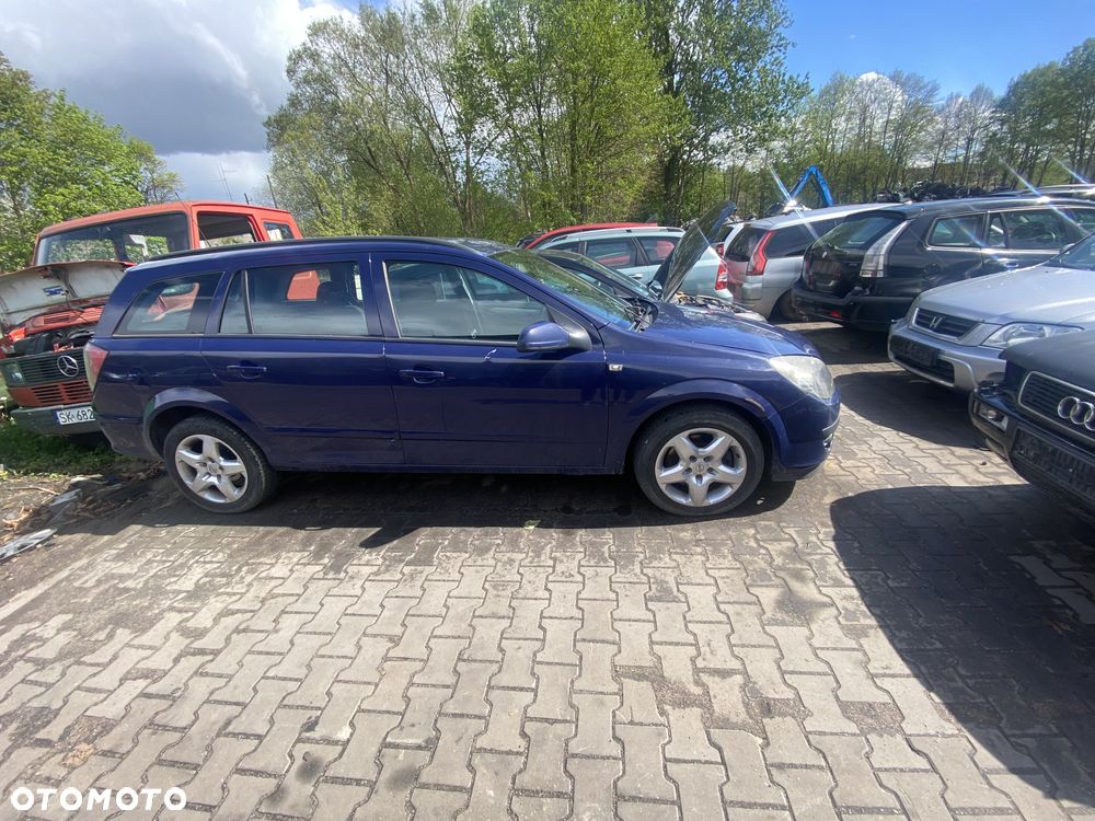 Opel Astra H na części - 4
