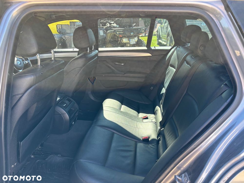BMW Seria 5 520d - 10
