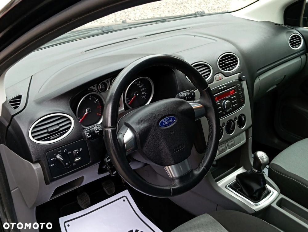 Ford Focus 1.6 16V Black Magic - 14