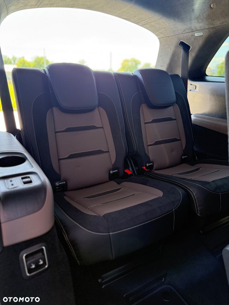 Mercedes-Benz GLS - 27
