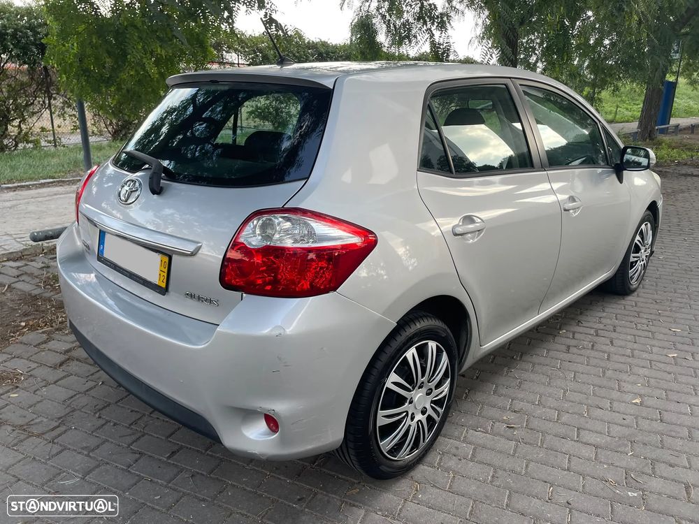 Toyota Auris 1.4 VVT-i AC - 4