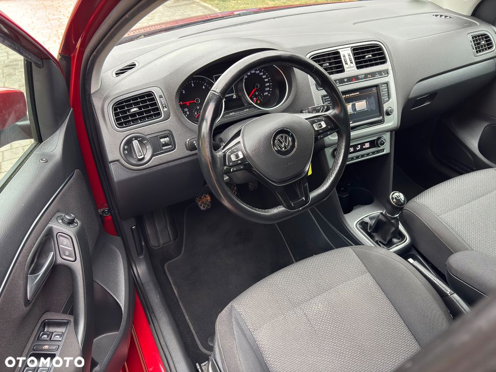 Volkswagen Polo 1.6 TDI Highline - 8