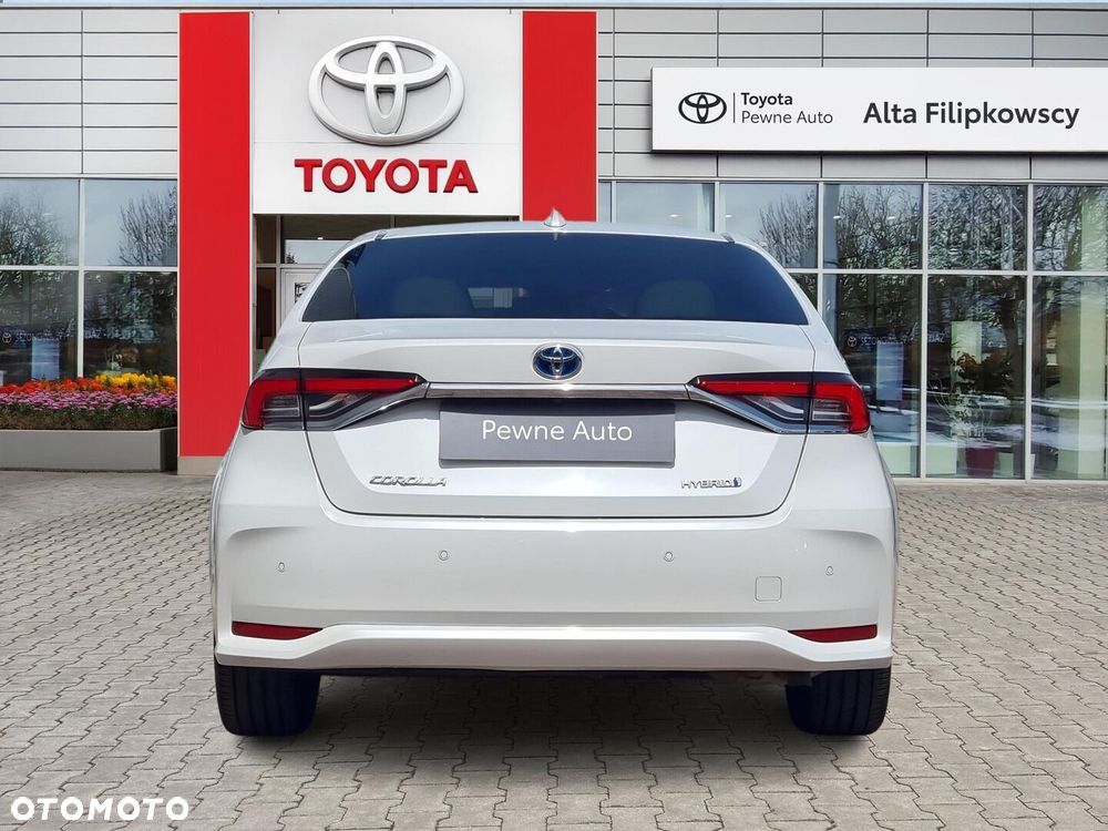 Toyota Corolla 1.8 Hybrid Executive - 9