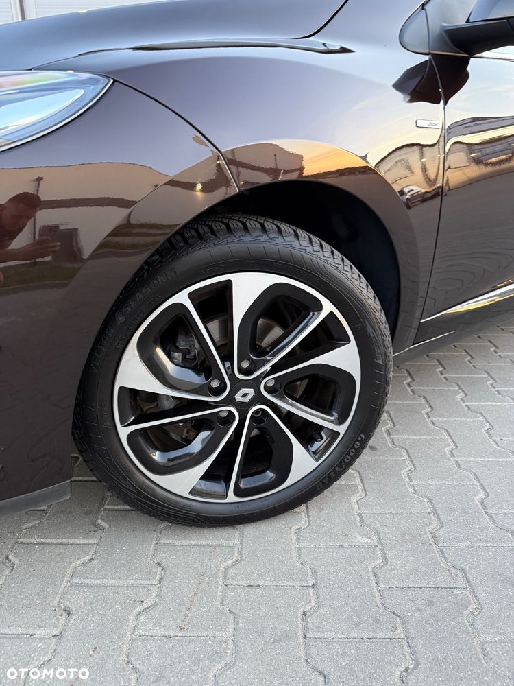 Renault Megane ENERGY TCe 130 Start & Stop Bose Edition - 3