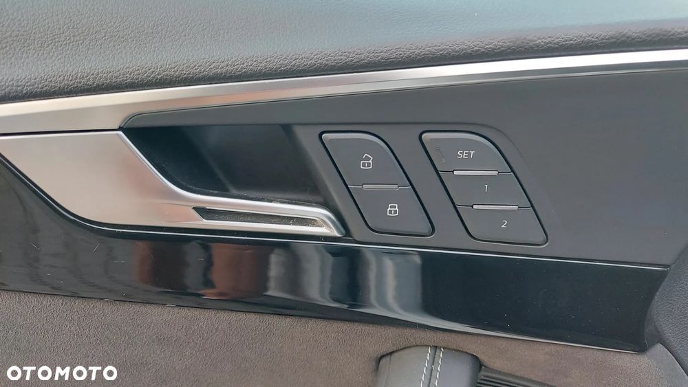 Audi RS4 Avant Avant quattro tiptronic - 13