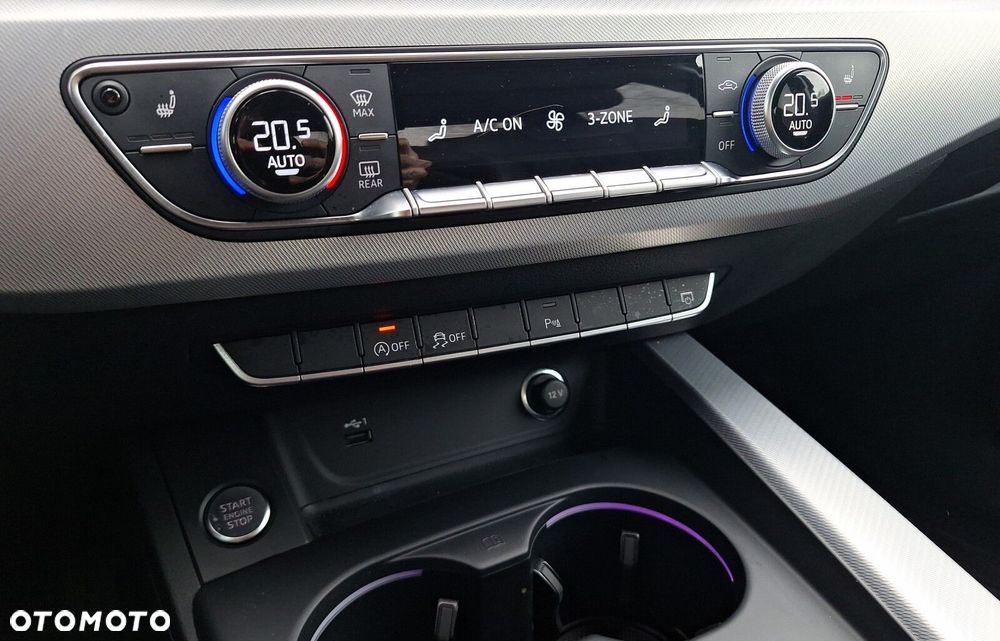 Audi A4 Limousine - 16