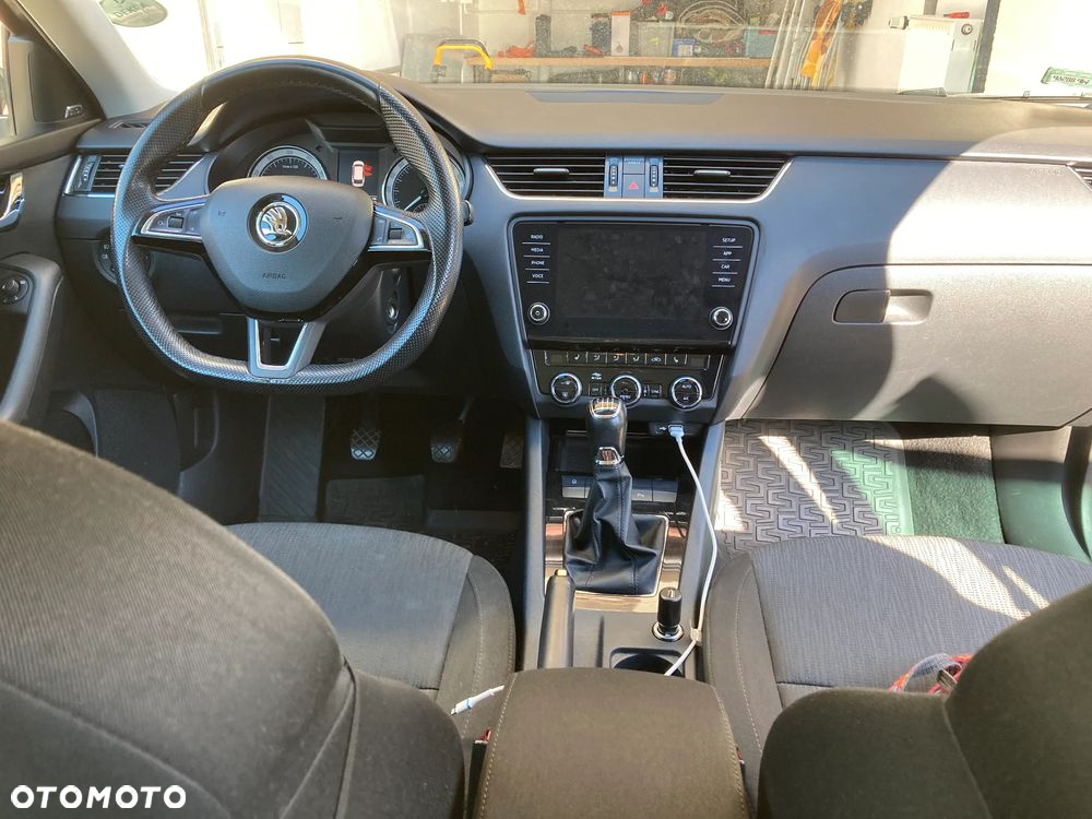Skoda Octavia 1.4 TSI Ambition - 8
