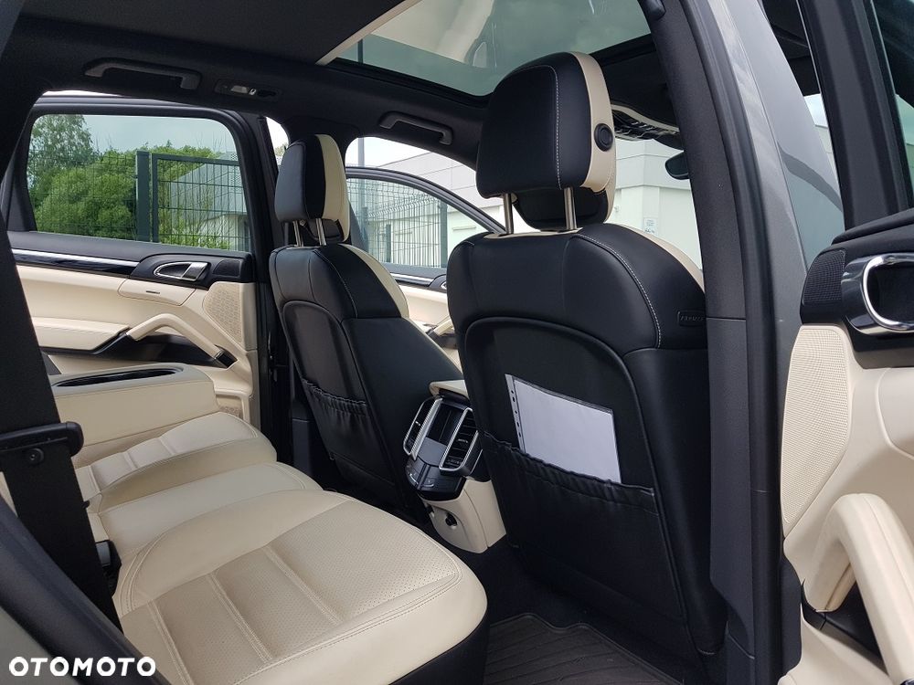 Porsche Cayenne S Diesel - 30