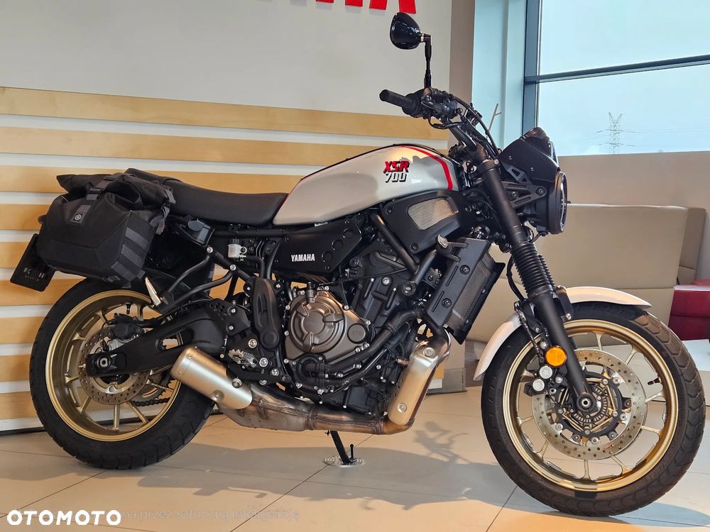 Yamaha XSR - 10